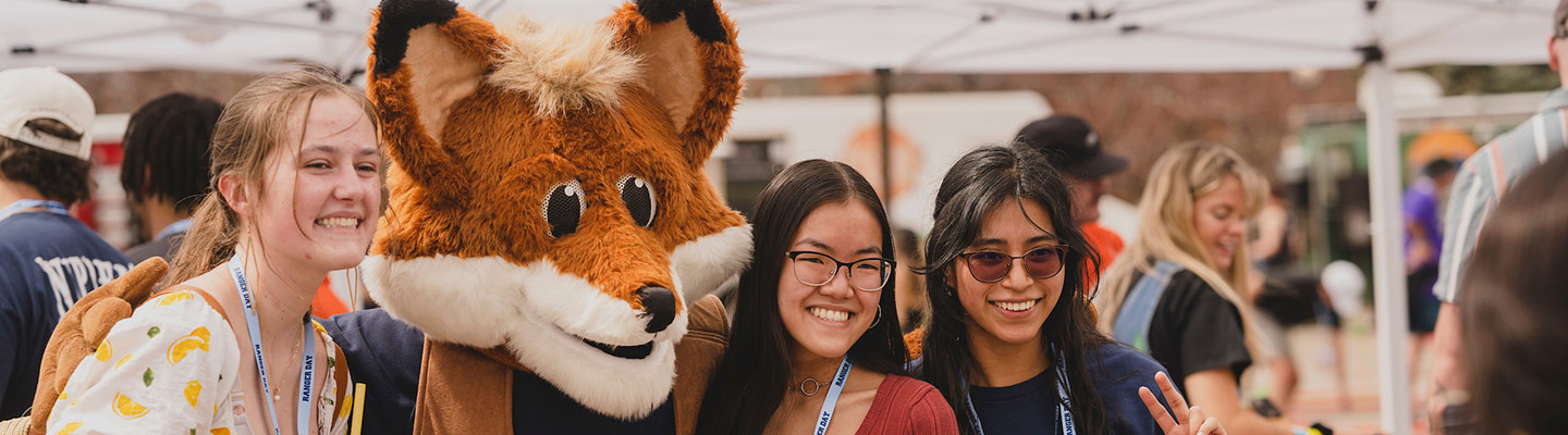Super Saturday festivities for interested and admitted Regis students