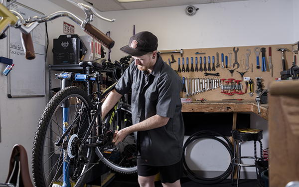 bike-shop-repair-600x375.jpg