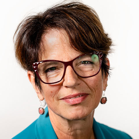 shari plantz-masters headshot